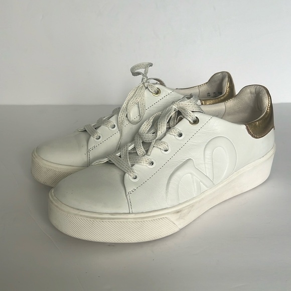 Naturalizer MORRISON LOGO SNEAKER Size 7W ♣️ - Picture 1 of 9